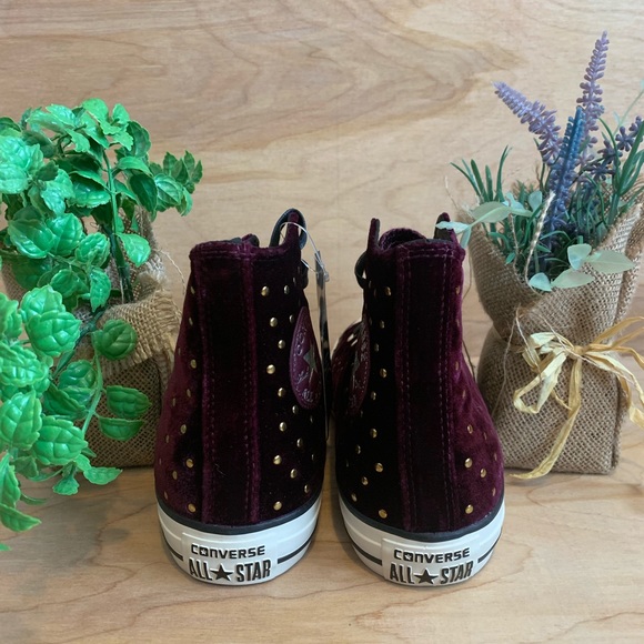 SOLD 💕NEW Converse Chuck Taylor All Star Velvet - Picture 5 of 8